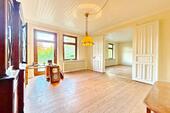 Wohnzimmer der Beispielwohnung im OG - 