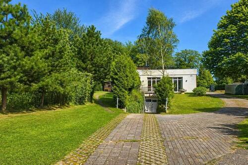 Hauptbild - 5 Zimmer Einfamilienhaus zum Kaufen in Hohenwestedt