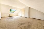 Ausgebautes Dachgeschoss mit viel Platz - 