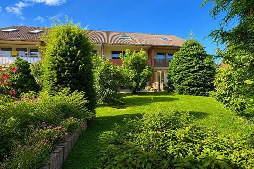 Blick aus dem Garten - 