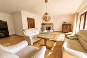 Wohnzimmer mit Kamin - 