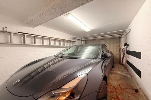 Garage mit Wallbox - 