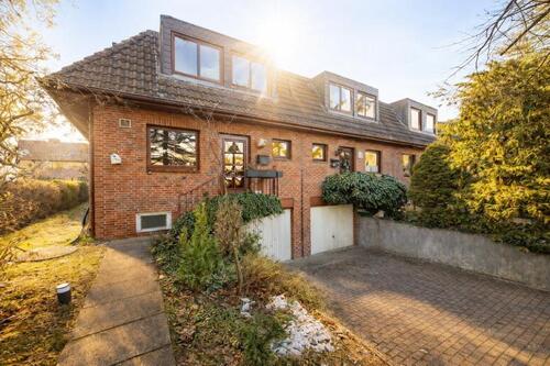 Eingangsbereich - 4 Zimmer Reihenendhaus in Hamburg