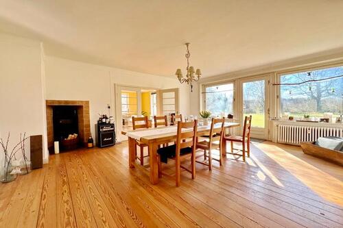 Lichtdurchflutetes Esszimmer - 