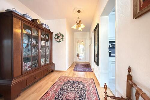 Eingangsbereich mit Flur - 4 Zimmer Dachgeschoßwohnung in Ellerau
