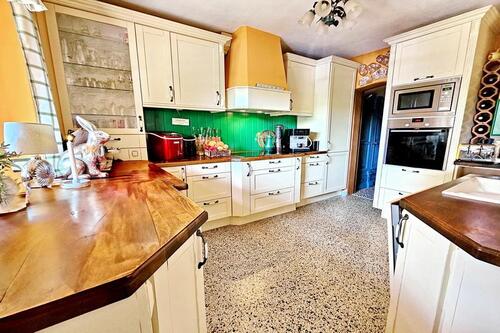 Große Küche - 6 Zimmer Einfamilienhaus in Högersdorf