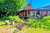 Steg zum Schwimmteich - 