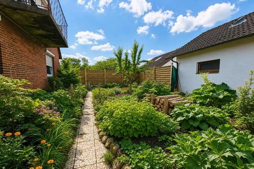 Naturbelassener Gemüsegarten - 