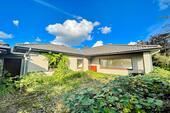 Winkelwalmdachbungalow - 
