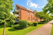 Strassenansicht - 3 Zimmer Etagenwohnung in Henstedt-Ulzburg