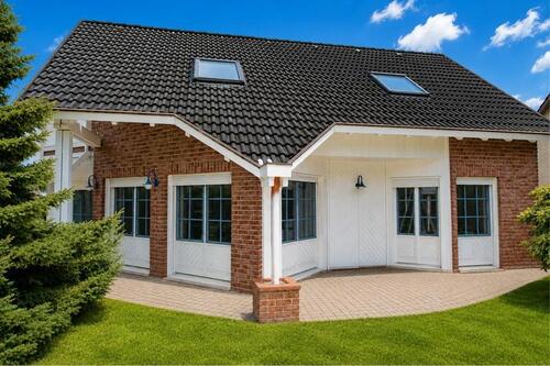 Hauptbild - 4 Zimmer Einfamilienhaus zum Kaufen in Halstenbek