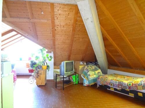 Foto - Dachgeschoßwohnung mit 32,00 m&sup2; in Darmstadt / Bessungen zur Miete