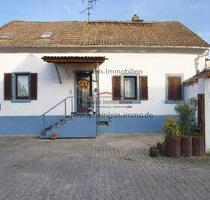 5-6 ZKB* Familie* EBK* 1x tgl.Wannenbad1x tgl..Duschbad* KFZ-Stellpl.* Pfungstadt-Hahn - Pfungstadt / Hahn