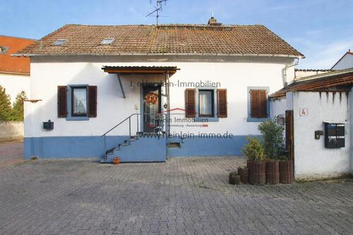 Foto - 5-6 ZKB* Familie* EBK* 1x tgl.Wannenbad1x tgl..Duschbad* KFZ-Stellpl.* Pfungstadt-Hahn