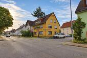 Foto - 6 Fam-Haus mit Potentia* 6 KFZ-Stellpl.* vollvermietet* Esslingen-Zell-Hermannstr.