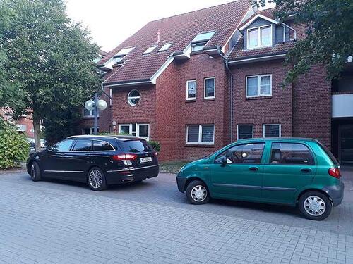 Ansicht - 1. OG mit Balkon und Stellplatz: attraktive 3-Zimmer-Wohnung in Hermsdorf