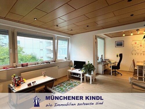 Wohnzimmer - Etagenwohnung mit 84,22 m² in Ottobrunn / Riemerling zum Kaufen