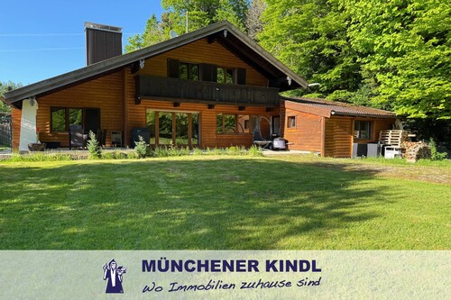 Hausansicht - ***Idyllisches Einfamilienhaus am Tegernsee mit 1.366 m² Grundstück in ruhiger Lage***