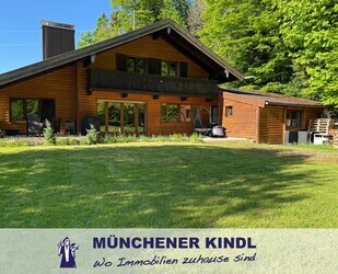 ***Idyllisches Einfamilienhaus am Tegernsee mit 1.366 m² Grundstück in ruhiger Lage*** - Waakirchen