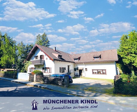 JUWEL am SEE - !! RARITÄT am SEE !! idyllisches JUWEL * 4-Zimmer-Dachgeschosstraum * Balkon und Gartennutzung *