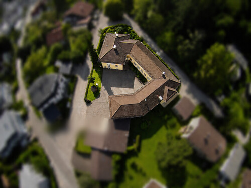 Blick von oben im Norden - Mehrfamilienhaus, Wohnhaus mit 303,00 m&sup2; in Starnberg zum Kaufen