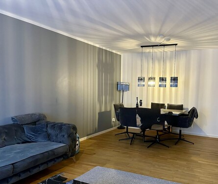 Wohn-/Esszimmer - 2 Zimmer Etagenwohnung zum Kaufen in München