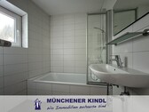 Badezimmer - 3 Zimmer Etagenwohnung in München