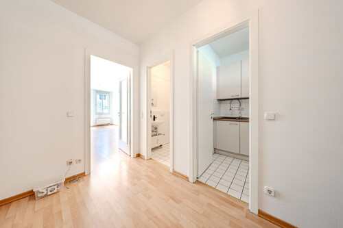 Diele EG - Maisonettenwohnung mit 63,35 m&sup2; in München zum Kaufen