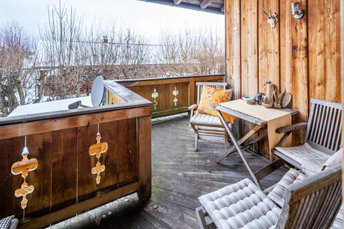 *BALKON MIT BERGBLICK* - 