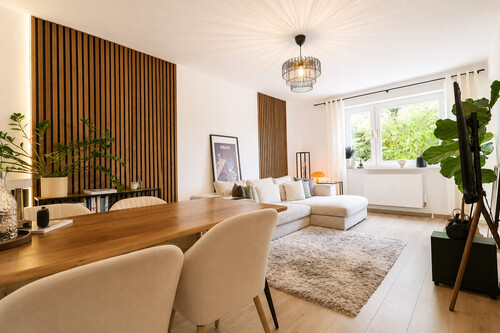 Wohnzimmer hell - 4 Zimmer Etagenwohnung zum Kaufen in München