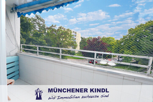 * Blick ins Grüne * - **Blick ins Grüne** ruhige 3-Zimmer-Wohnung **sonniger Balkon** nahe S- und U-Bahn !! bezugsfrei !!