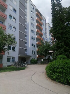 Aussenansicht - Etagenwohnung mit 65,35 m² in Germering zum Kaufen