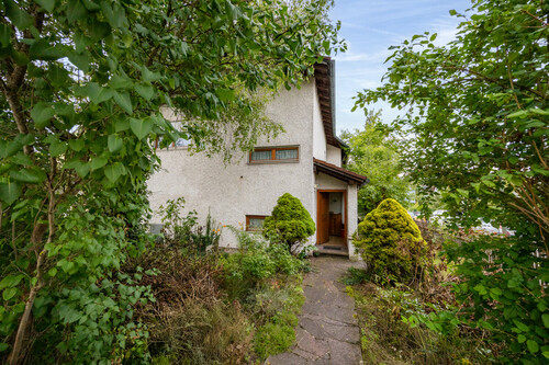 Ansicht Bestand - 6 Zimmer Einfamilienhaus zum Kaufen in München