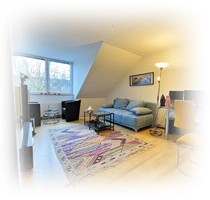 **Oben ist es am schönsten** charmantes APARTMENT im Dachgeschoss ** möbliert !! BEZUGSFREI !! - München