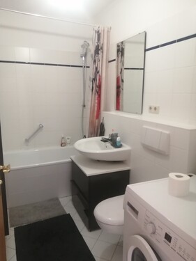 Bad - 2 Zimmer Dachgeschoßwohnung zum Kaufen in Freising