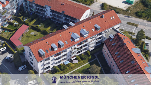 Wohnanlage - Moderne, extravagant geschnittene 2-Zi- DG Wohnung
