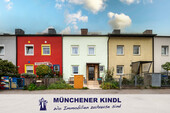 Haus - • FAMILIENFREUNDLICHES REIHENHAUS MIT GESTALTUNGSPOTENZIAL •