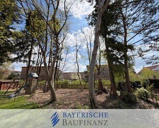 • CHARMANTES BAUGRUNDSTÜCK FÜR IHR EINFAMILIENHAUS • BEGEHRTE SÜD-LAGE IN MÜNCHEN-OBERMENZING •