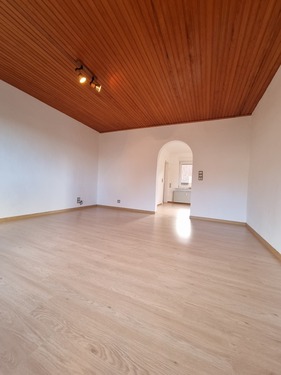 Wohnzimmer - 7 Zimmer Etagenwohnung zur Miete in Alfeld