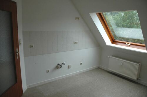 Küche - 2 Zimmer Dachgeschoßwohnung in Alfeld