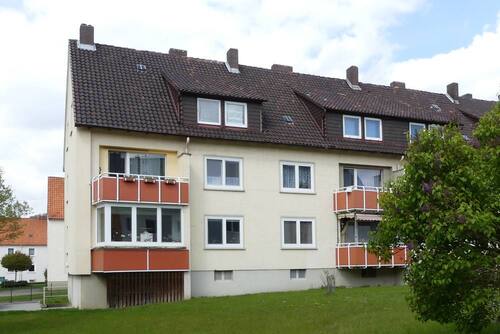 Robert-Linnarz-Str. 31 - Frisch renoviert mit neuem Bad!