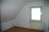 Kinderzimmer - Dachgeschoßwohnung mit 59,28 m&sup2; in Alfeld zur Miete