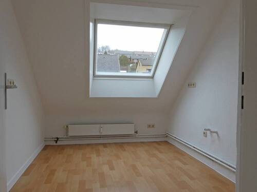 Küche - Dachgeschoßwohnung mit 70,43 m&sup2; in Alfeld zur Miete