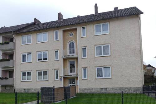 Robert-Linnarz-Str. 42 - Gefragte Lage! - 456,00&nbsp;EUR Kaltmiete, 3 Zimmer Erdgeschoßwohnung - ca.&nbsp; 65,24&nbsp;m&sup2;&nbsp;Wohnfl&auml;che