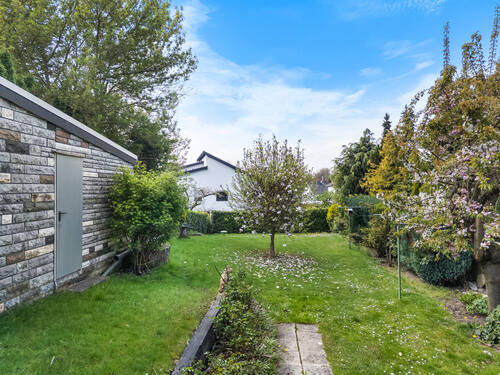 Garten - 3 Zimmer Einfamilienhaus zum Kaufen in Herzogenrath