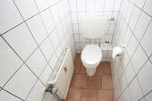 WC - 