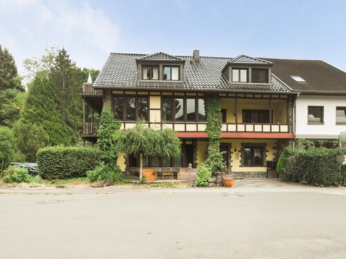 Ansicht - Mehrfamilienhaus, Wohnhaus mit 497,00 m&sup2; in Simmerath / Einruhr zum Kaufen