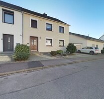 Merkstein - Großzügiges Zuhause mit Garten – ideal für Familie oder Mehrgenerationenwohnen - Herzogenrath Merkstein - Großzügiges Zuhause mit Garten – ideal für Familie oder Mehrgenerationenwohnen - Herzogenrath