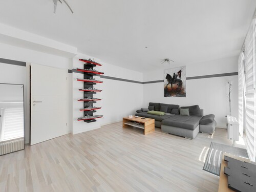 Wohnzimmer - 2 Zimmer Etagenwohnung zum Kaufen in Stolberg (Rheinland) / Breinig