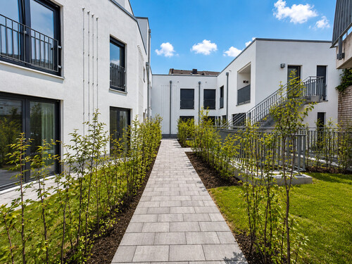 Innenhof - 2.5 Zimmer Maisonettenwohnung zur Miete in Düsseldorf